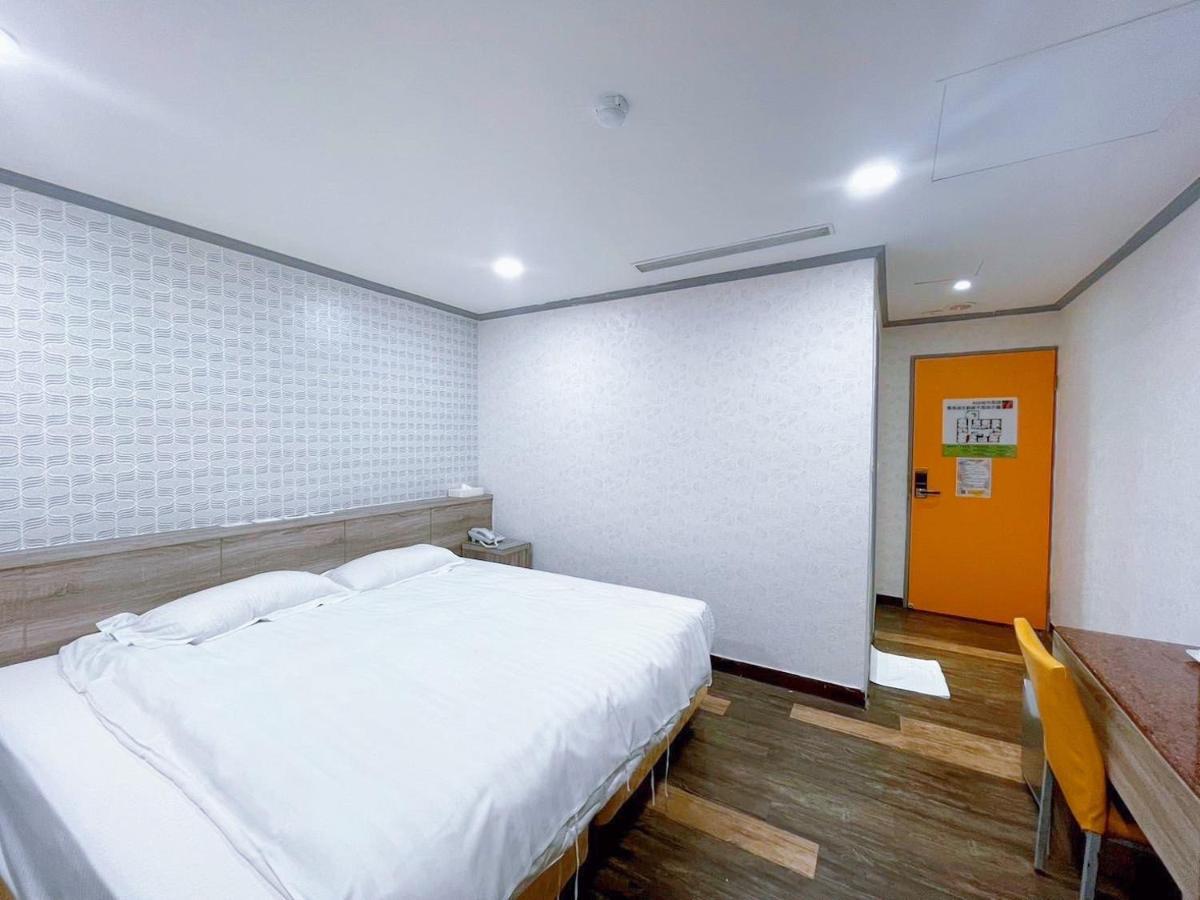 A22 Wei Lu Hotel 薇旅 Zhongli Exterior foto